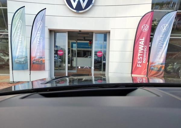 Volkswagen Touareg cena 429900 przebieg: 5587, rok produkcji 2023 z Szprotawa małe 172